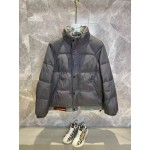 2025 piumino prada uomo prezzo CF2292384